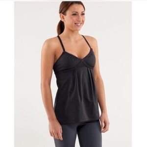 Lululemon Black Padded Ribbed Dance Ballerina Unique Back Tank Top Size 2